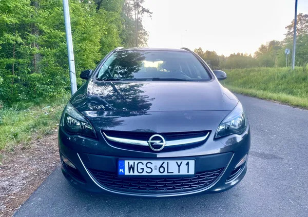 samochody osobowe Opel Astra cena 29900 przebieg: 237000, rok produkcji 2015 z Września